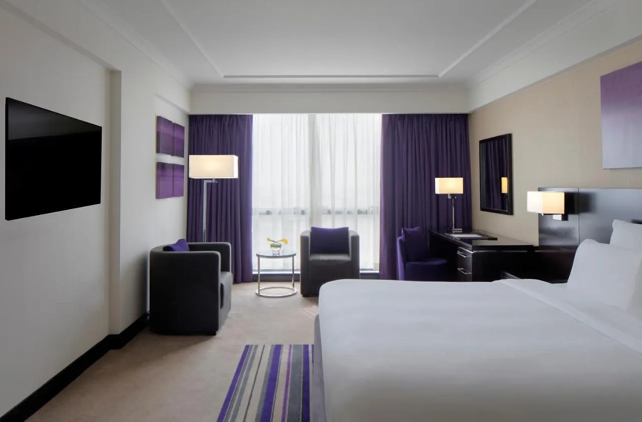 Pullman Dubai Creek City Centre Hotel
