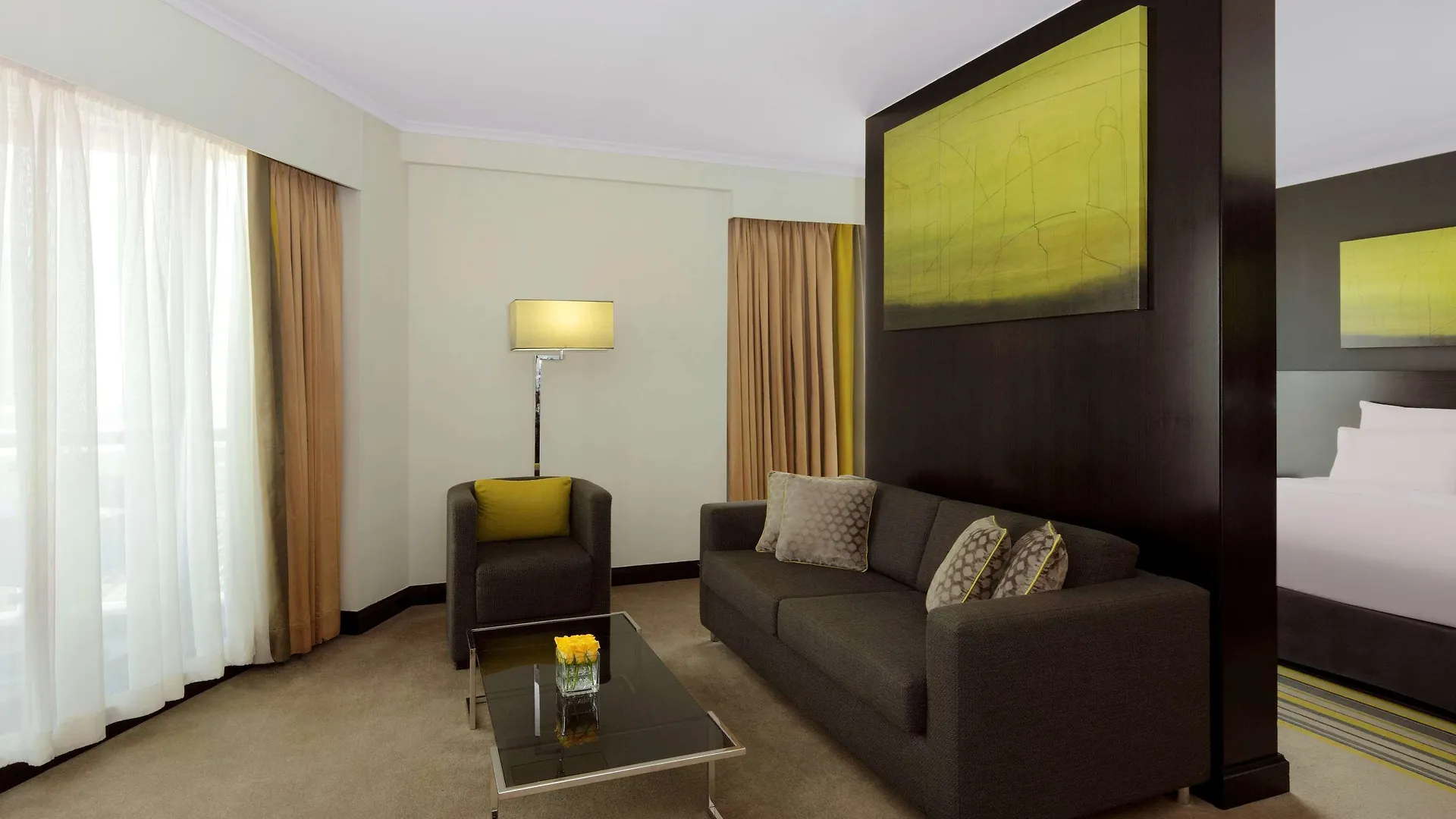 Pullman Dubai Creek City Centre Hotel